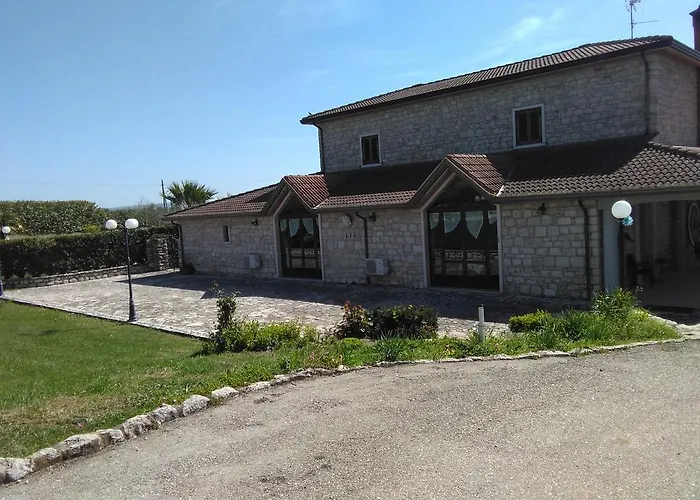 Azienda Agrituristica La Minarola Hotel Pietrelcina